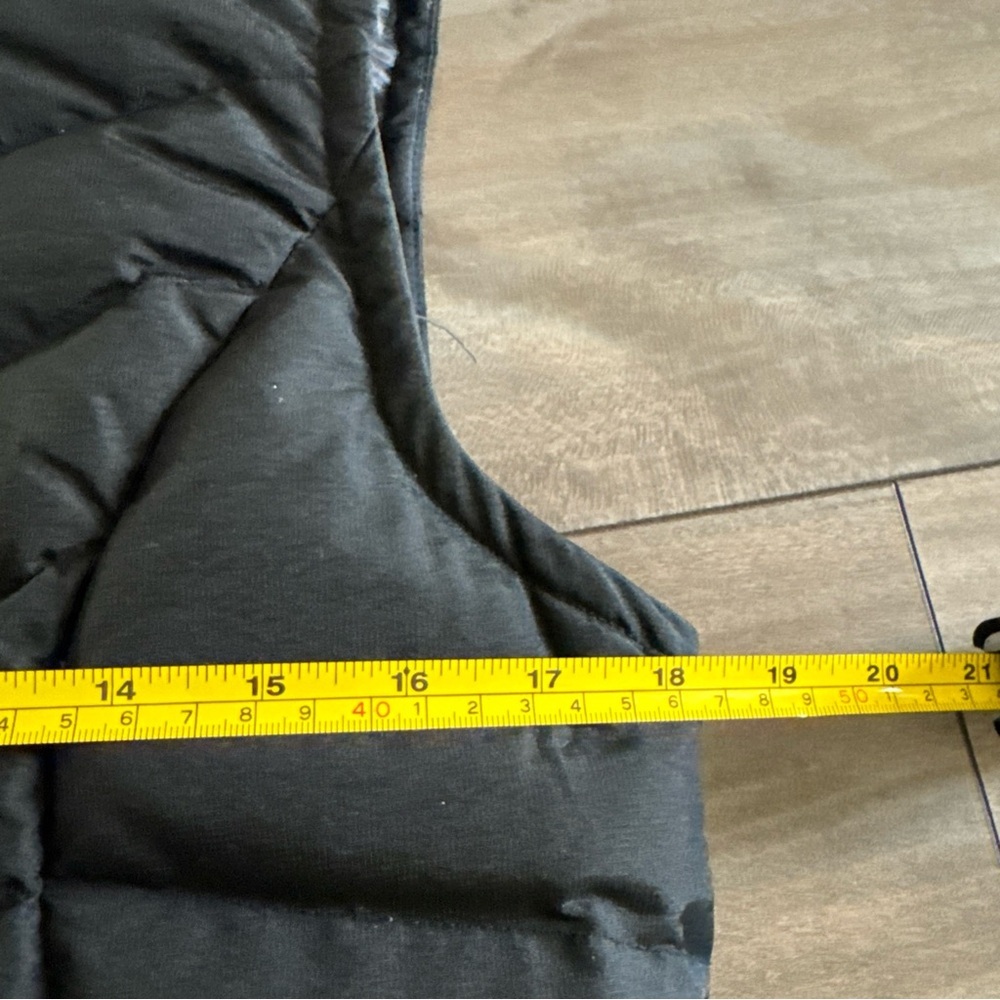 Eddie Bauer Goose Down Vest Black Fur Lined Size M Black Ladies - Picture 7 of 8
